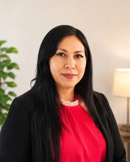 Elena B. Moya Medina